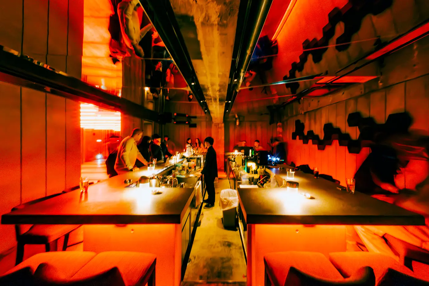 一個如同電影中秘密基地般的空間出現了！