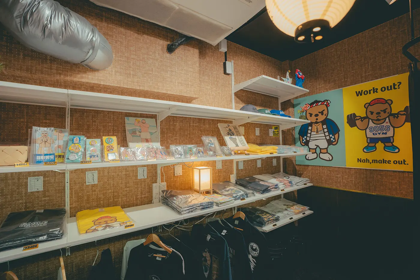 EAGLE OSAKA アーティストとのコラボアイテム