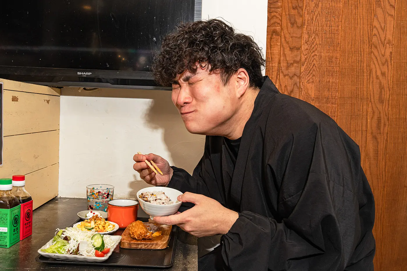 Minahada eating her lunch plate
