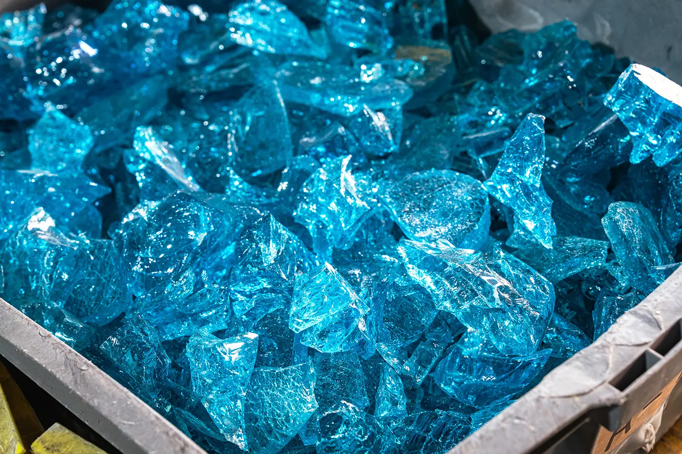 ガラスの原材料