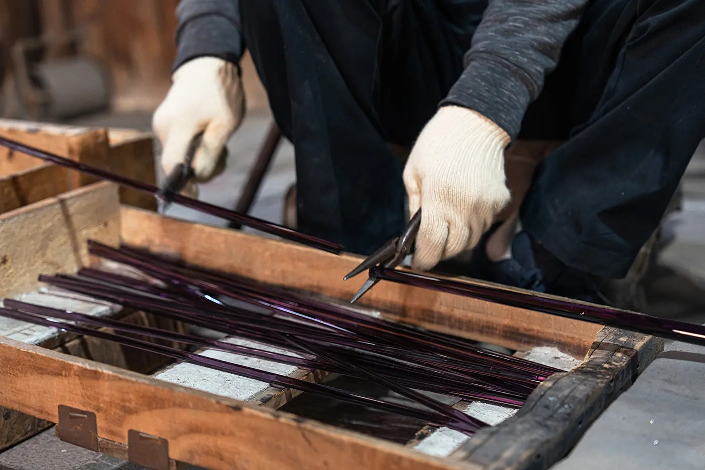 棒ガラスの製造工程の様子