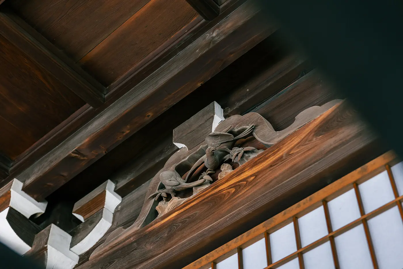 Bird sculpture on the joinery