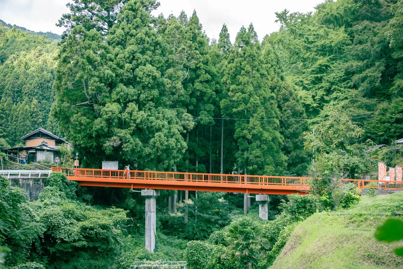 The red bridge of Hachiman Shrine