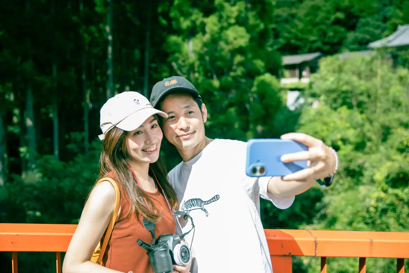 Two-shot on the bridge