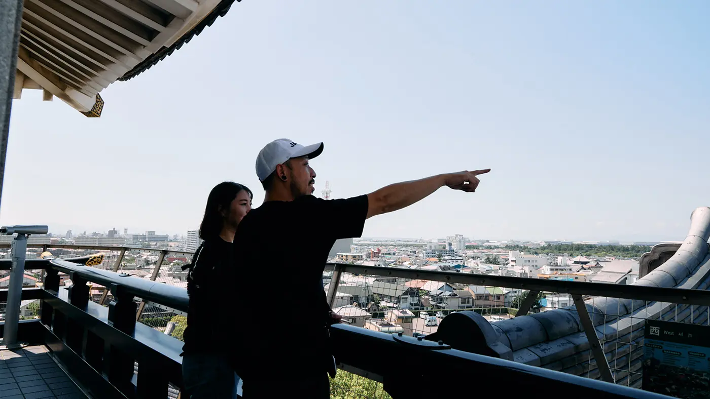 >天守から見える岸和田市内の町並み