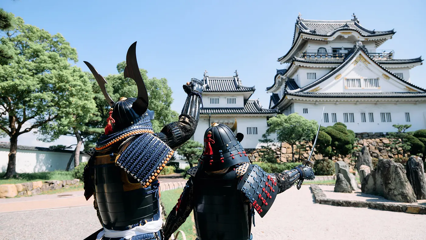 「いざ出陣！」なポーズで記念撮影