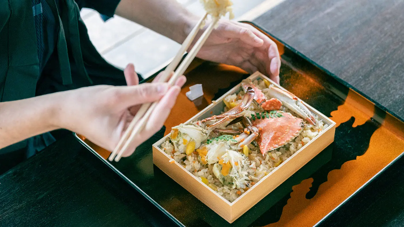 かに飯「兎」（2合）