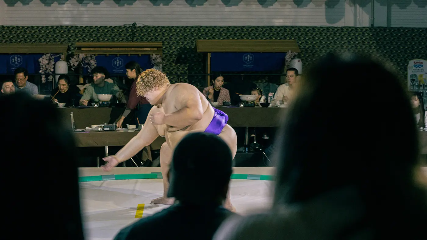 相撲レストラン 越智泉部屋の相撲ショー