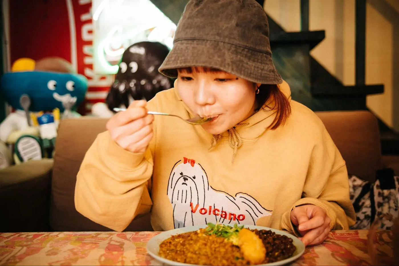 大原さんは海鮮居酒屋で働いていた経験もあり、魚介出汁を活かしたカレーが得意