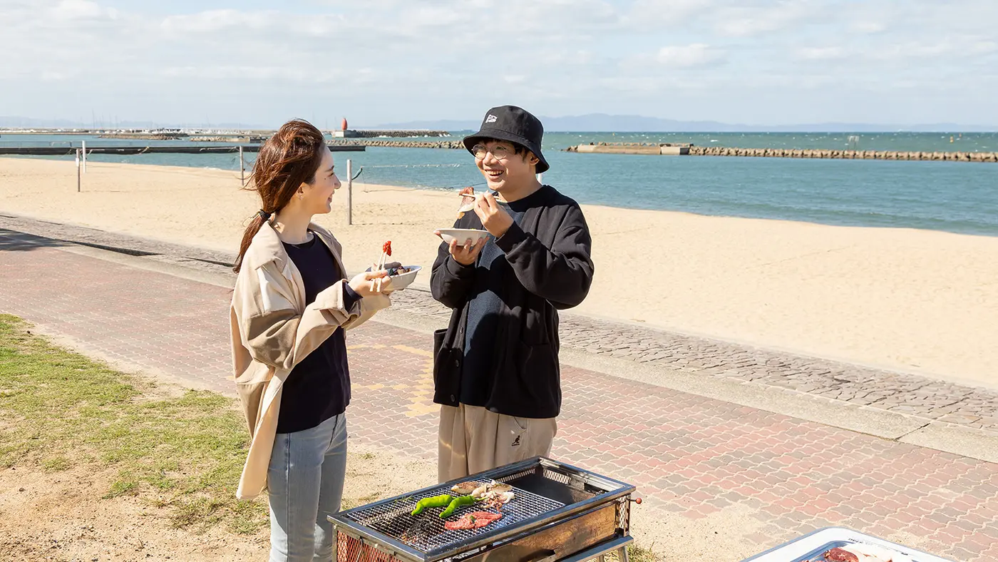 焼きたてを口に運ぶと思わず笑顔に