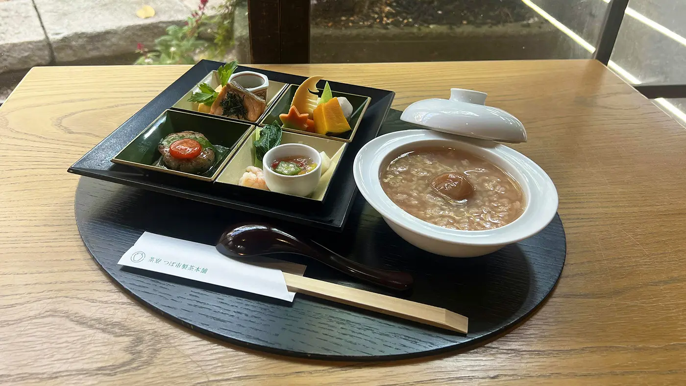 茶寮つぼ市製茶本舗 堺本館「お茶料理と茶粥の一期一会セット」