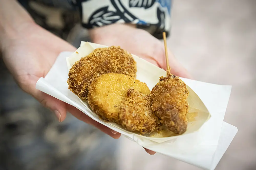 音野精肉店のコロッケ、ハンバーグコロッケ、ヒレカツ、串カツ