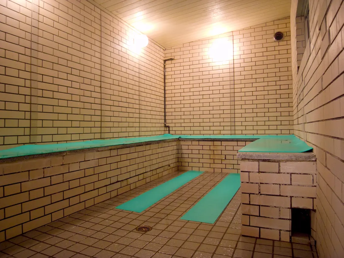 八尾グランドホテル