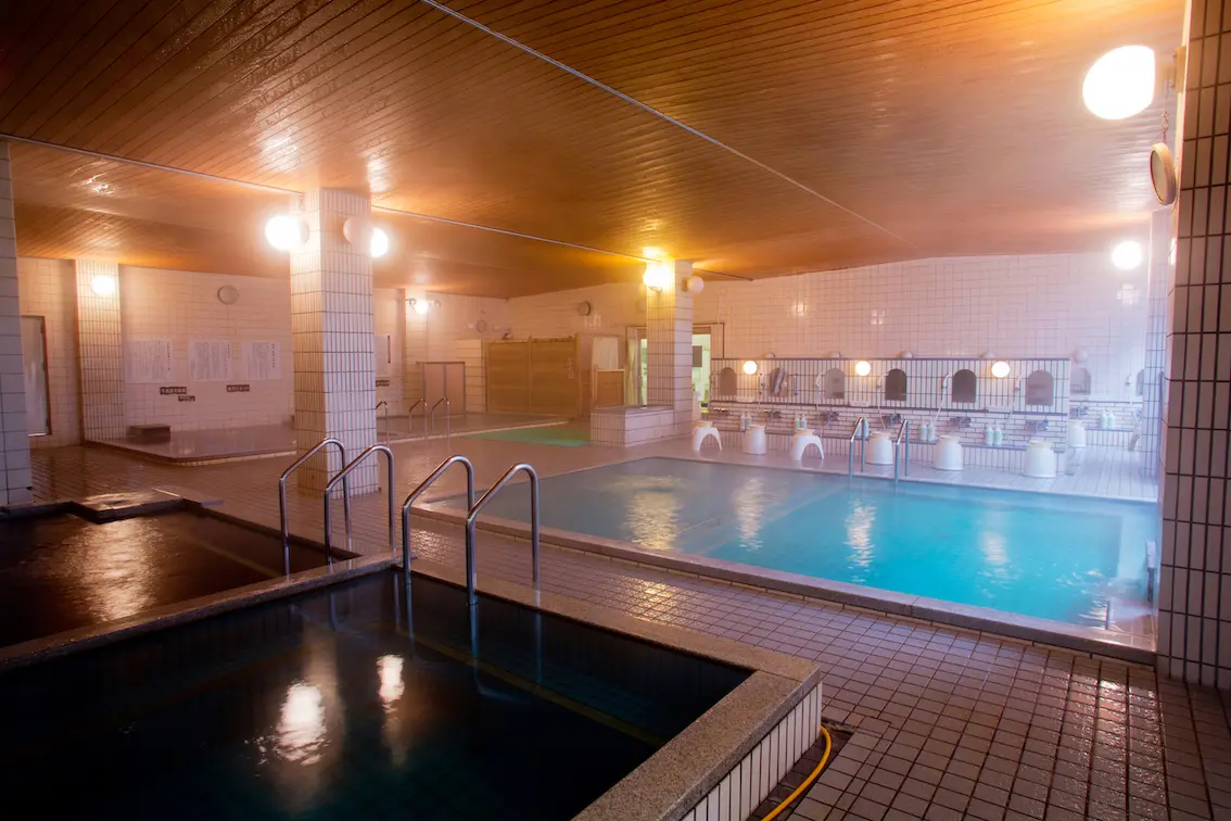 八尾グランドホテル