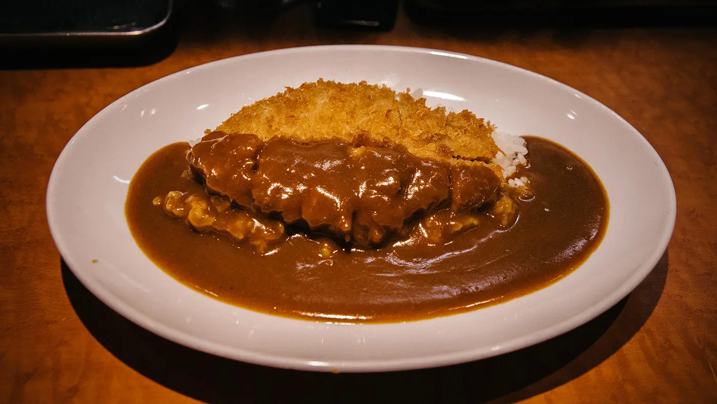 欧風カツカレーの王道にして至高！ 「これが食べたかった〜」が叶う味
