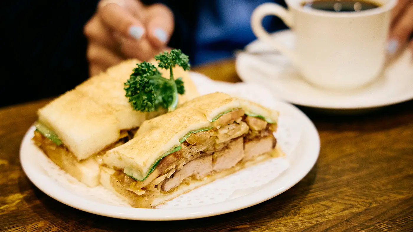 いっぱい具材が入ってるのに、いつも美しい断面。