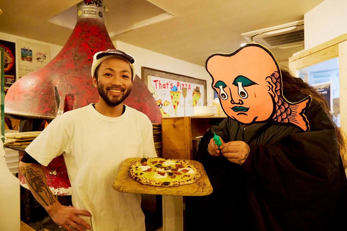 「That's PIZZA」是一家頗受歡迎的披薩餐廳，由老闆梶原經營，他曾在披薩之鄉那不勒斯接受過培訓。