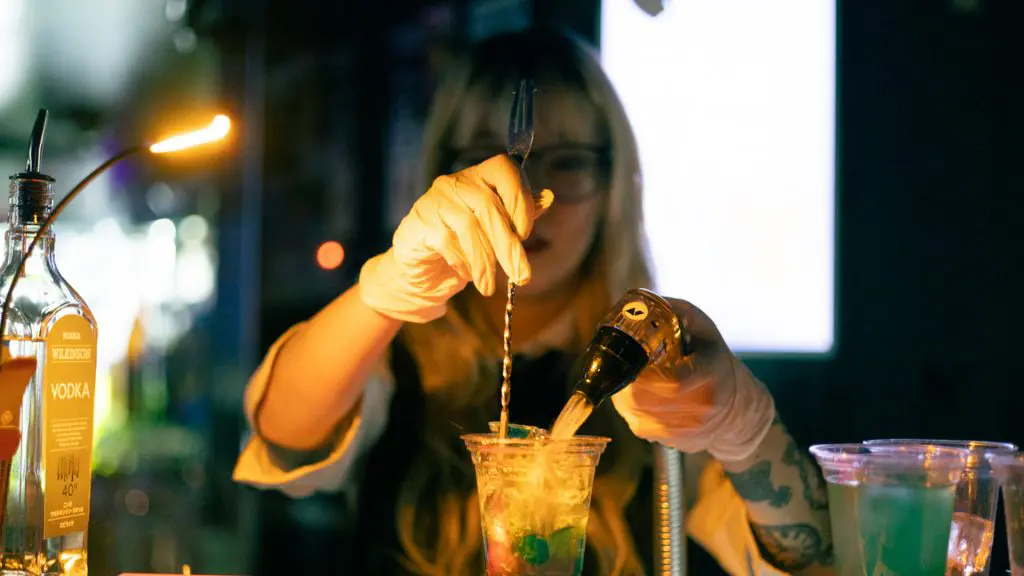 LUB Ammonaのバーカウンター