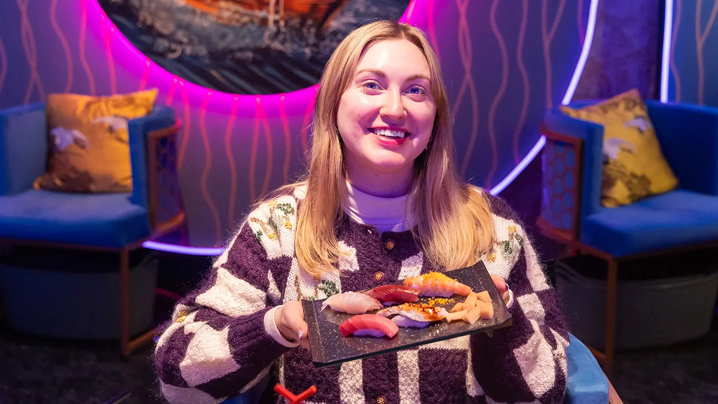 アメリカ村の雑居ビルにある「SHIN NIPPON」