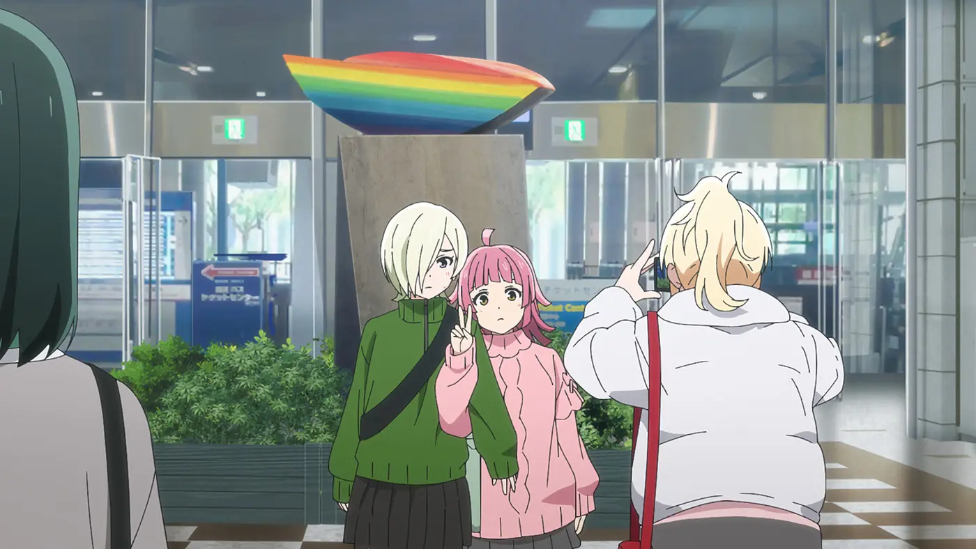 ©2024 PL!NM ニジガクメンバーが記念撮影をしていたモニュメントは、彫刻家・會田雄亮氏による作品「暁に立つ」です。