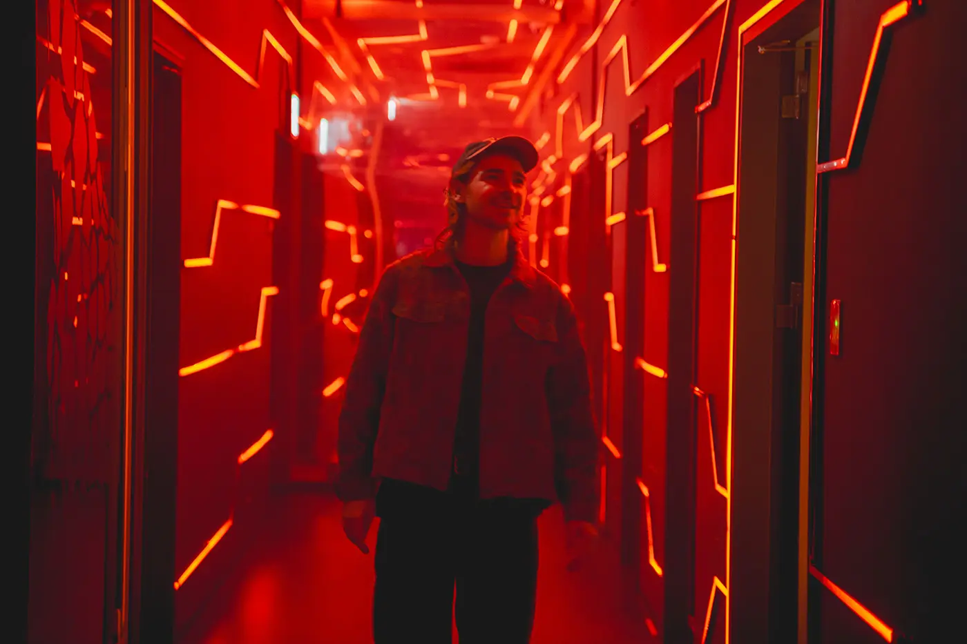 一個能讓你逃離日常生活、讓你興奮不已的入口。