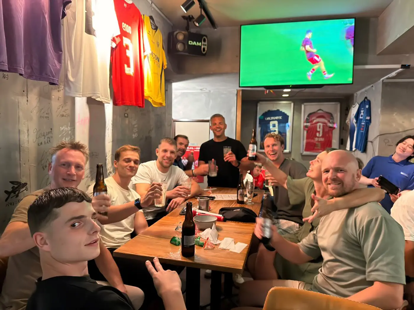 Shinsaibashi Sports Bar BASE