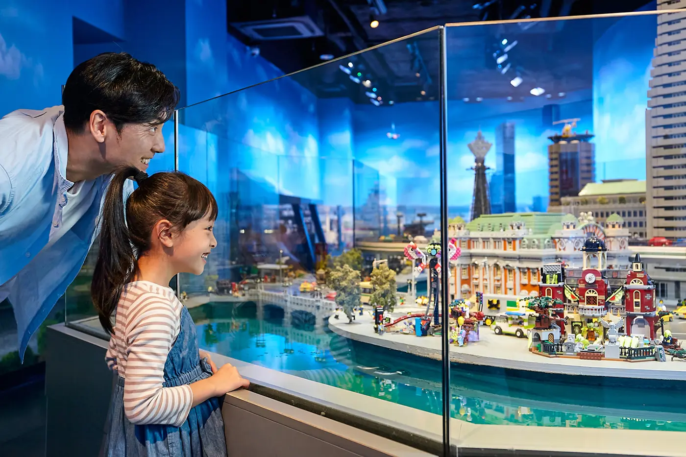 Miniland® is a miniature diorama of Osaka's famous landmarks, recreated using over one million LEGO® bricks.
