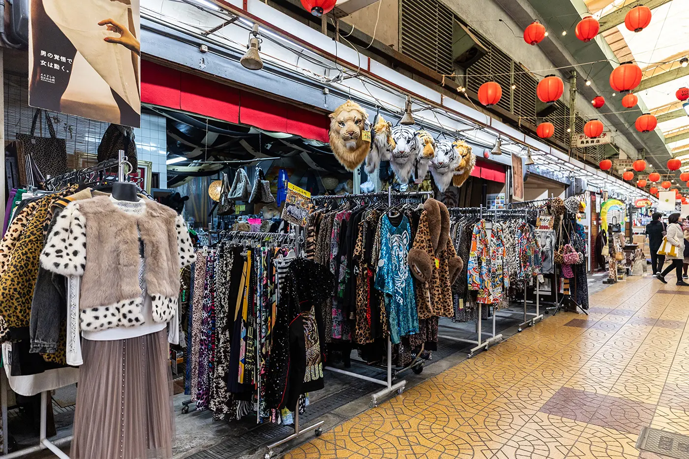 「ザ・大阪のおばちゃん」なアニマル柄アパレルの専門店が人気