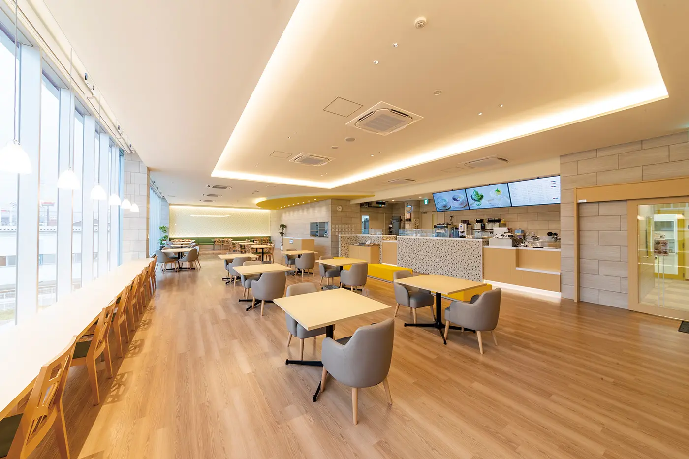 您可以在店内用餐区稍作休息,享用您在店里购买的甜点。