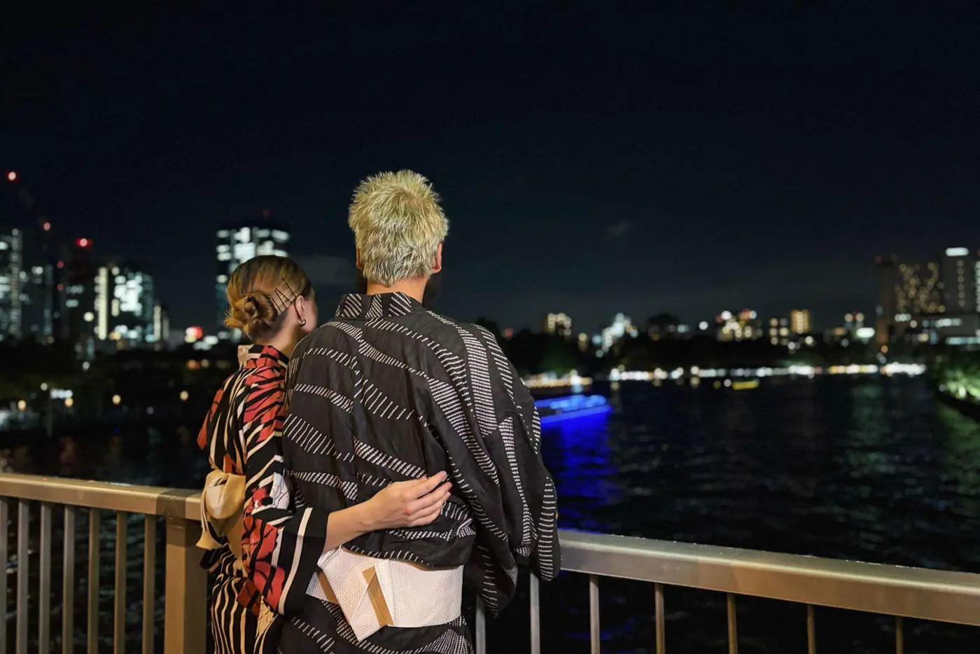 大阪の夏を満喫できる天神祭