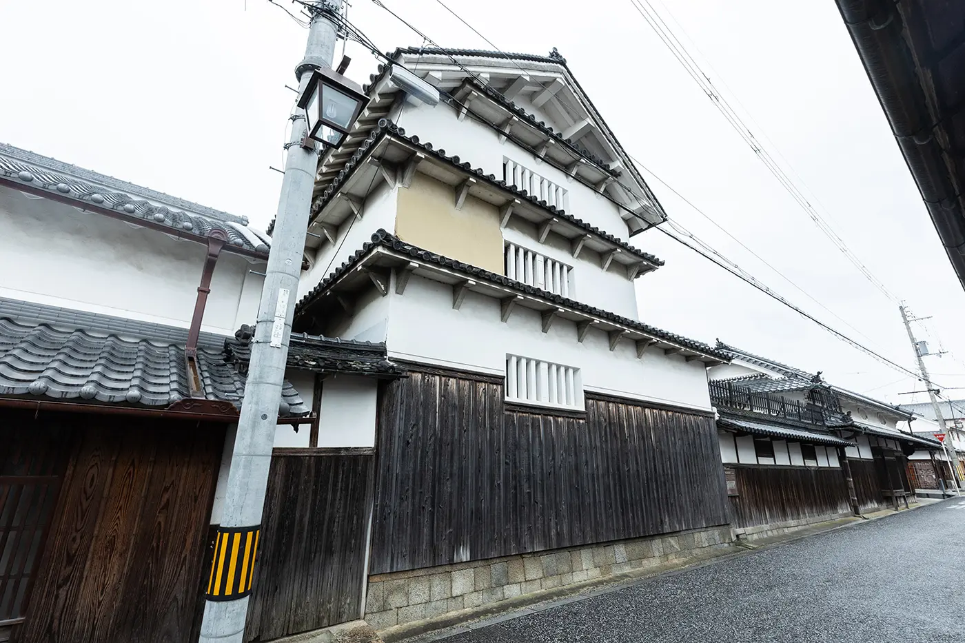 三階建ての蔵